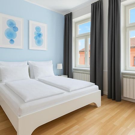 Emerald Apartments Boutique Residence Прага Экстерьер фото