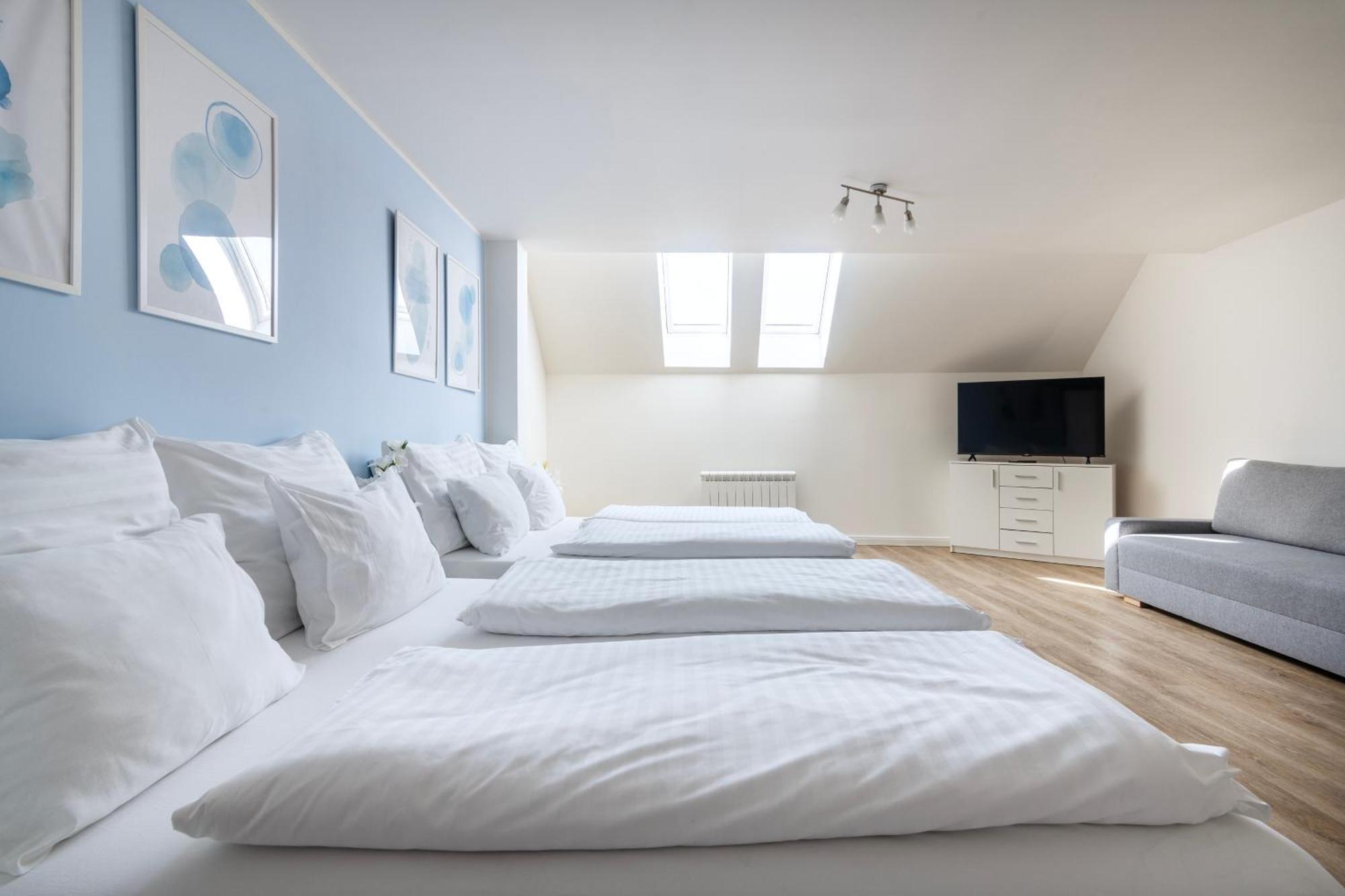 Emerald Apartments Boutique Residence Прага Экстерьер фото
